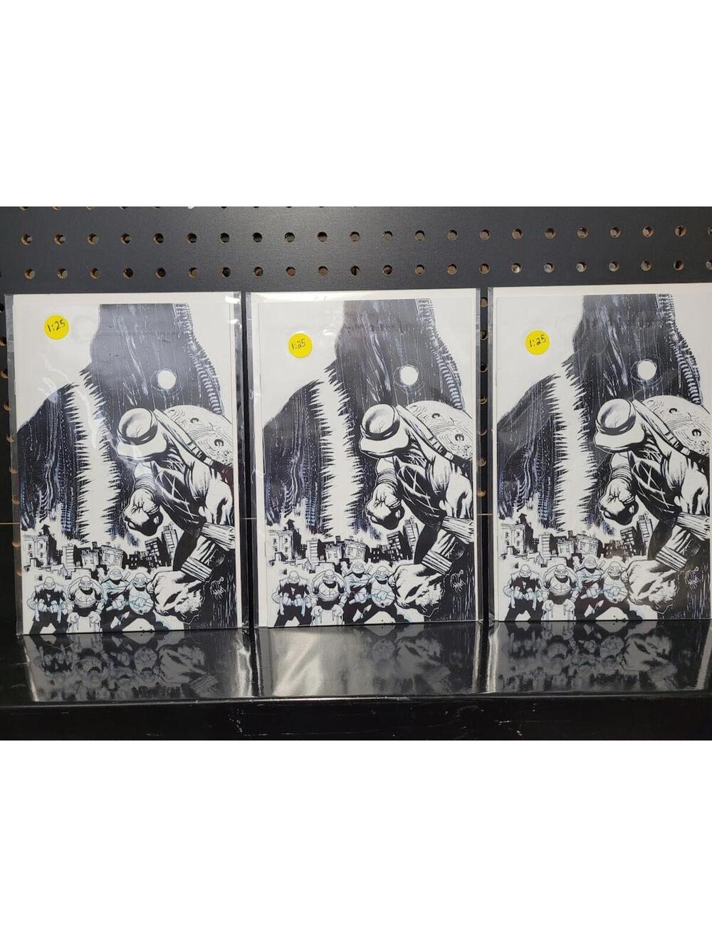 Lot of 3 TMNT #148 1:25 Harren B&W Variant NM IDW 2024